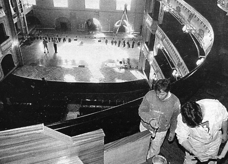 Hace 25 años | El teatro Rosalía sale de su letargo tras dos meses de reacondicionamiento