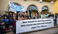 “Sen mestres non hai ensino, sen recursos non hai inclusión”: Oleiros clama contra los recortes educativos