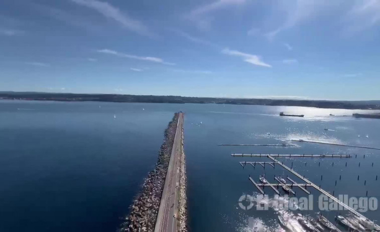 Unas vistas de altura en A Coruña: la Semana de la Arquitectura abre los balcones de la Torre de Salvamento