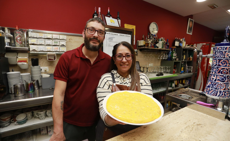 La que hace Iván Quintáns en el Café de Segundo,  Mellor Tortilla de Betanzos 2024