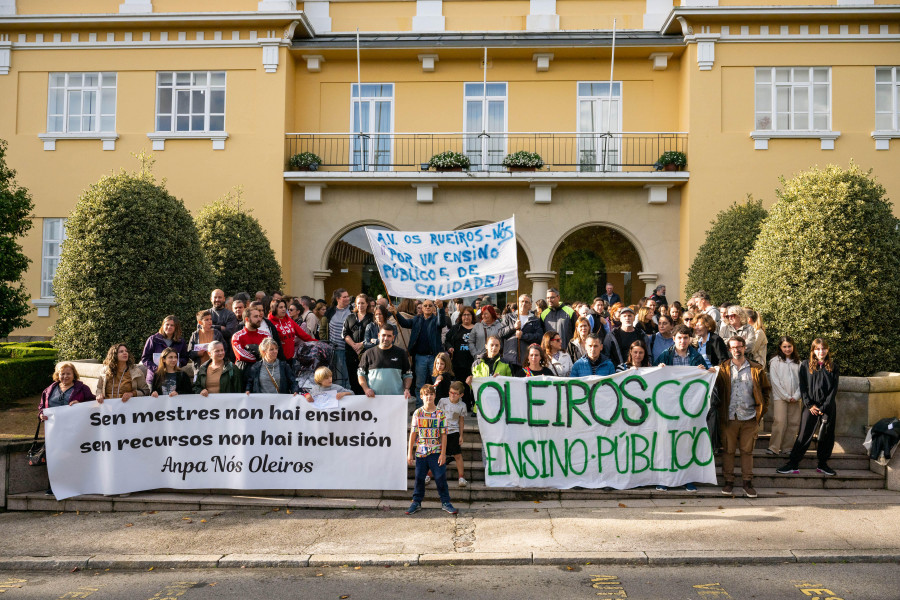 Oleiros celebra el aumento de maestros de apoyo en los CEIP Juana de Vega y A Rabadeira