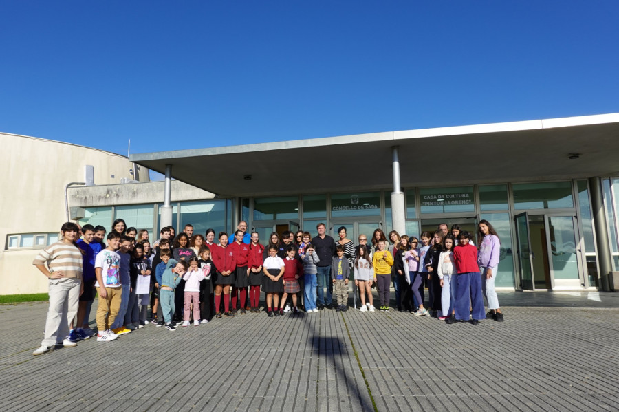 O Fogar de Santa Margarida da Coruña e o Sada y Sus Contornos reciben os premios do Día de Luísa Villalta da RAG