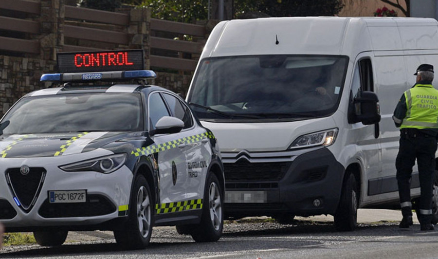 La DGT inicia este lunes en Galicia una campaña especial de vigilancia de camiones y autobuses