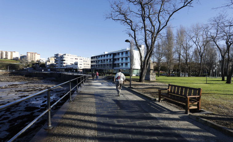 La oposición tumba el plan de ajuste de Betanzos, que ahora queda a expensas de Hacienda