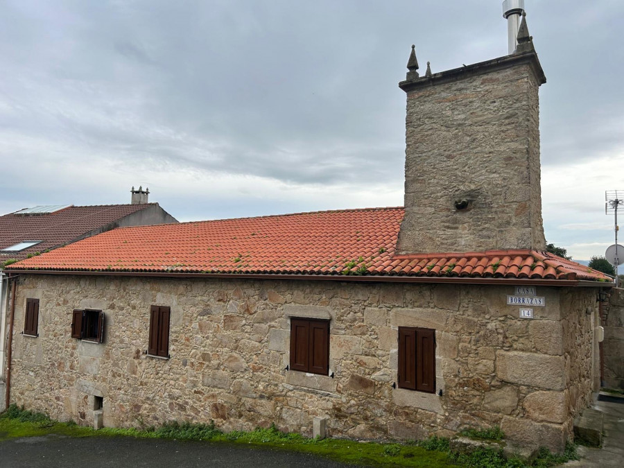 As Torres de Figueiroa, o pazo arteixán con regueifas e Globo de San Roque