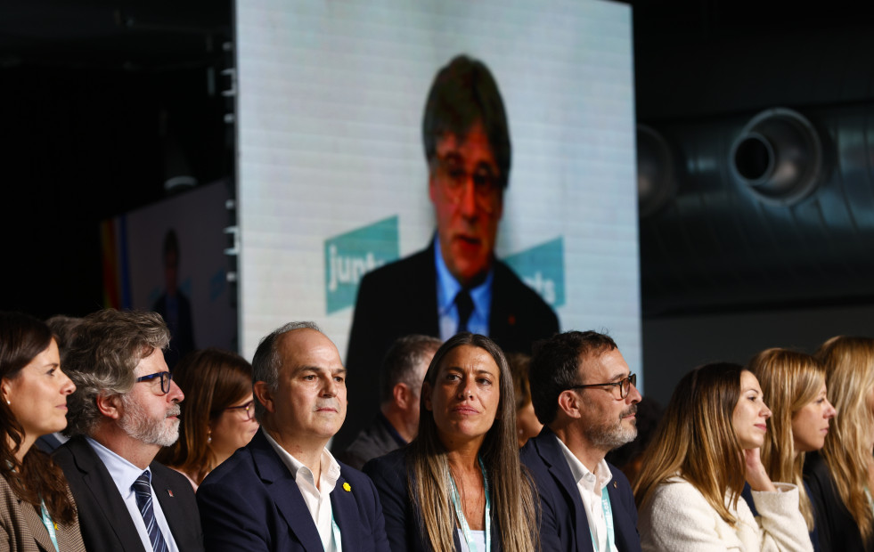 Puigdemont llama a dejar de 