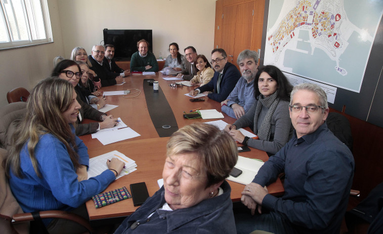 La ordenanza de los pisos turísticos de A Coruña sigue adelante pese al rechazo de los propietarios