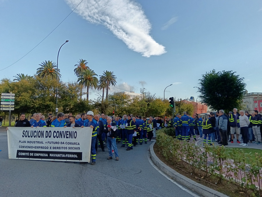 Grandes retenciones para entrar en A Coruña debido a la concentración de Navantia