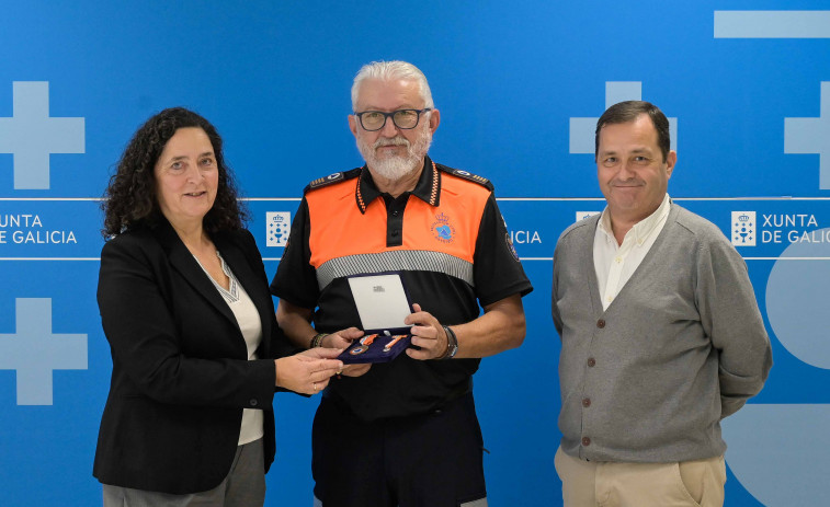 José Manuel López Blanco recibe la medalla al mérito de Protección Civil al voluntariado