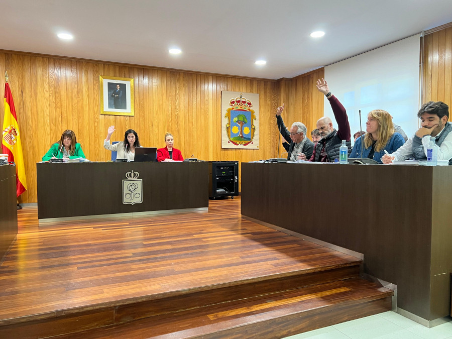 Cambre da luz verde a otro suplemento de crédito para obras en dos campos de fútbol