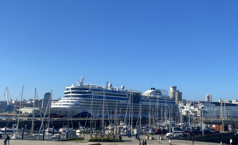 El AIDAbella, crucero con el mayor Spa en el mundo del mar, hace escala en A Coruña