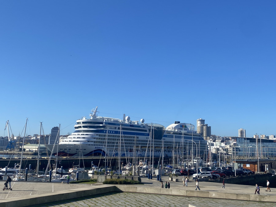 El AIDAbella, crucero con el mayor Spa en el mundo del mar, hace escala en A Coruña