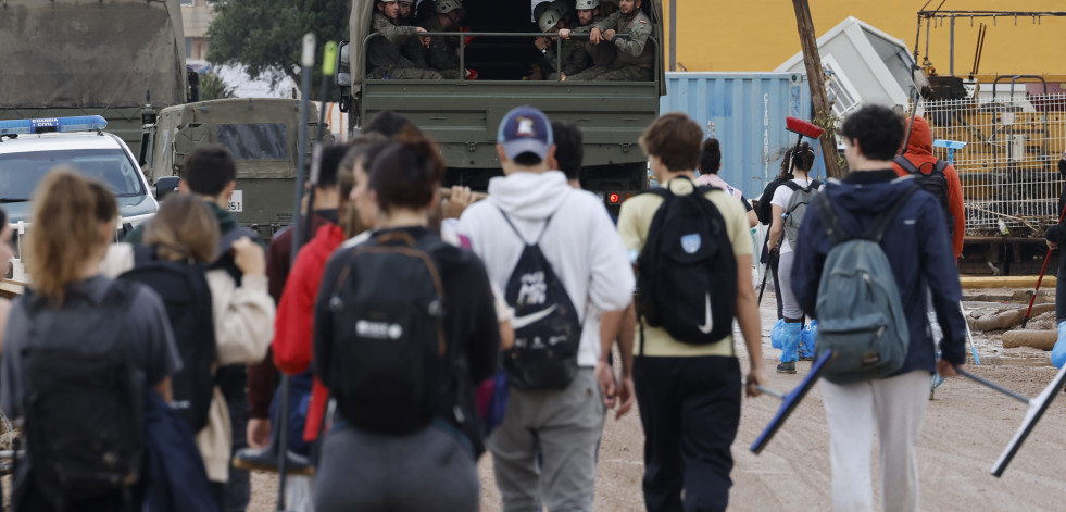 Un total de 7.500 militares trabajan durante esta jornada en Valencia