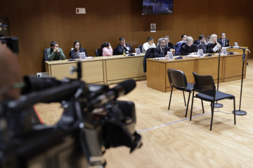 A CORUÑA, 06/11/2024.- Continúa en la Audiencia Provincial de A Coruña el juicio por el asesinato de Samuel Luiz con cinco acusados para los que la Fiscalía pide penas de entre 22 y 27 años de pr