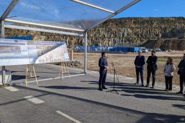 Obras interiores del tren de Langosteira