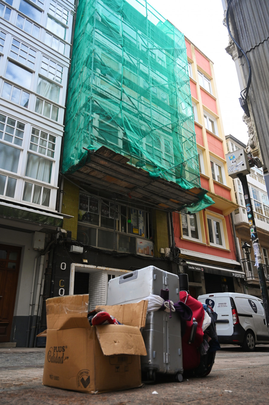 Conflicto okupa en la calle Barrera: "Págame 600 euros o te quemo la casa"