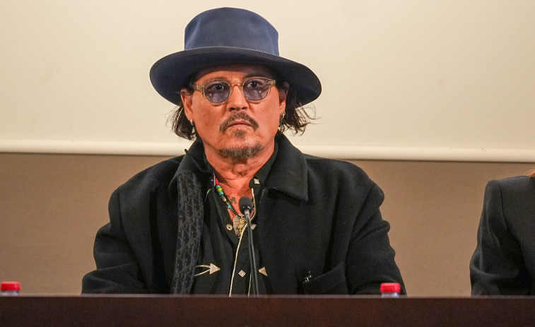 Johnny Depp muestra su apoyo a los afectados por la DANA