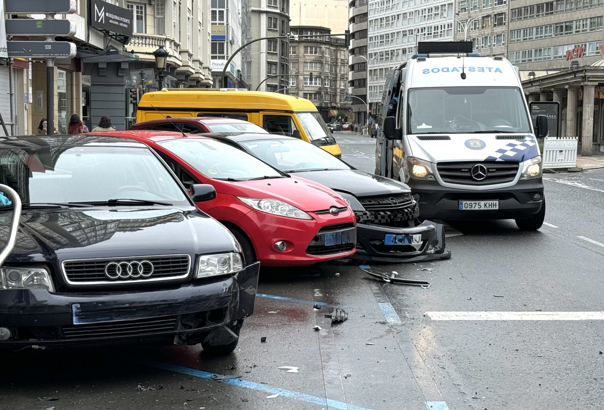 Coche empotrado contra el Juguettos de la plaza de Pontevedra @ Javier ALboru00e9s (6)