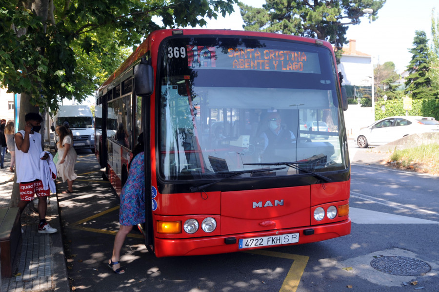 Oleiros duda de la utilidad  del bus metropolitano que lo une con Culleredo y Cambre