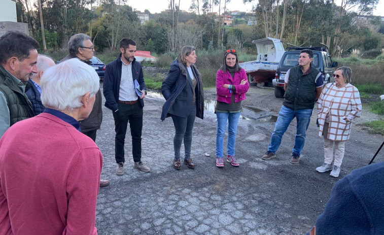 Los empresarios cuestionan la idea del Adif para el puerto de Betanzos