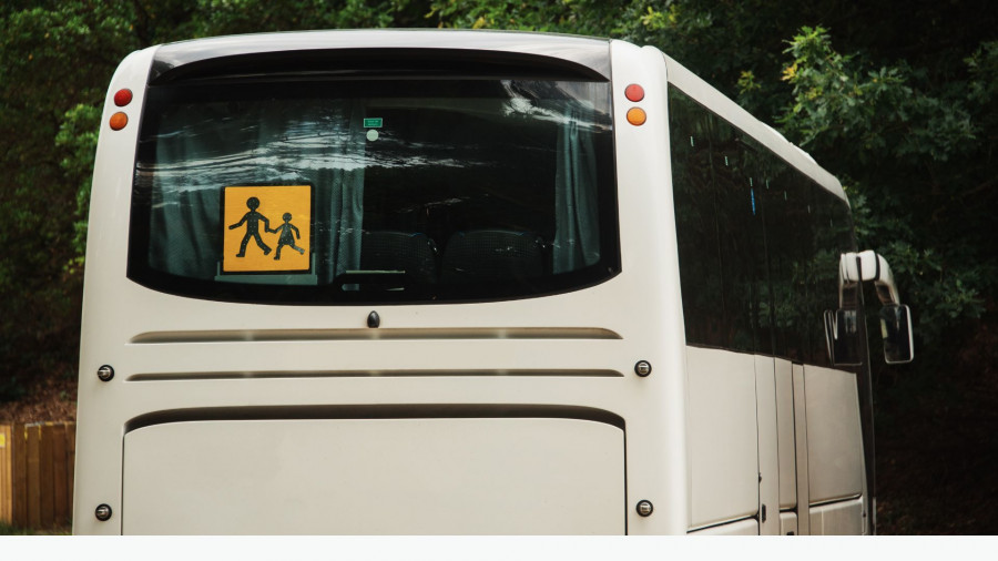 La DGT inicia este lunes una campaña especial de vigilancia del transporte escolar en las carreteras gallegas