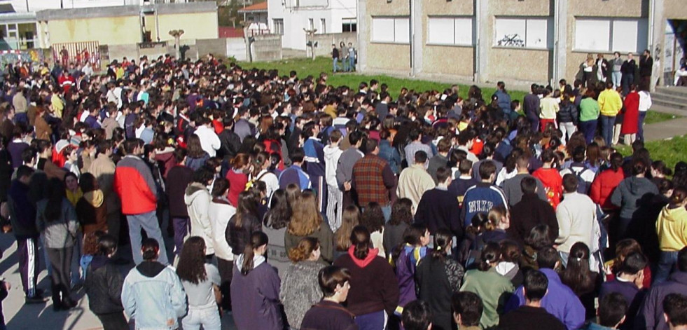 Betanzos denuncia la retirada del cuidador a una estudiante invidente del Francisco Aguiar