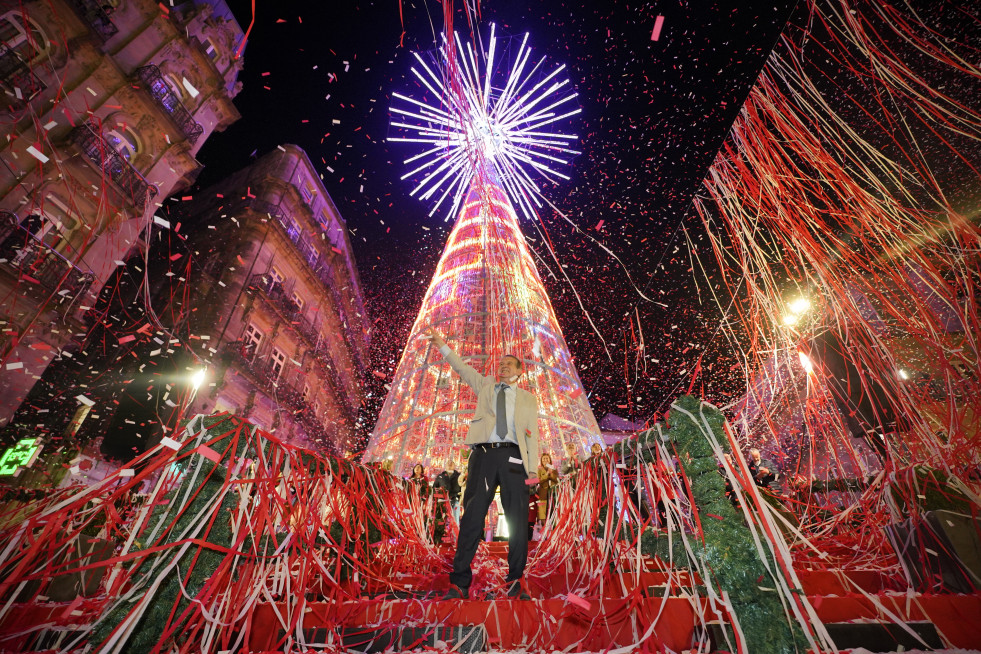 El alcalde de Vigo, Abel Caballero, durante el encendido de las luces de Navidad