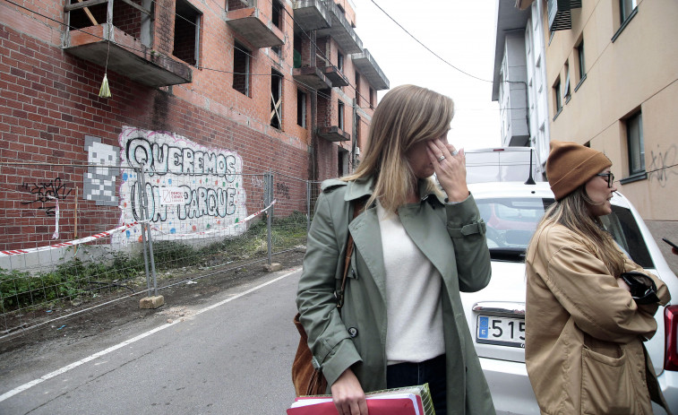 Lágrimas de alegría en el derribo del esqueleto de O Martinete