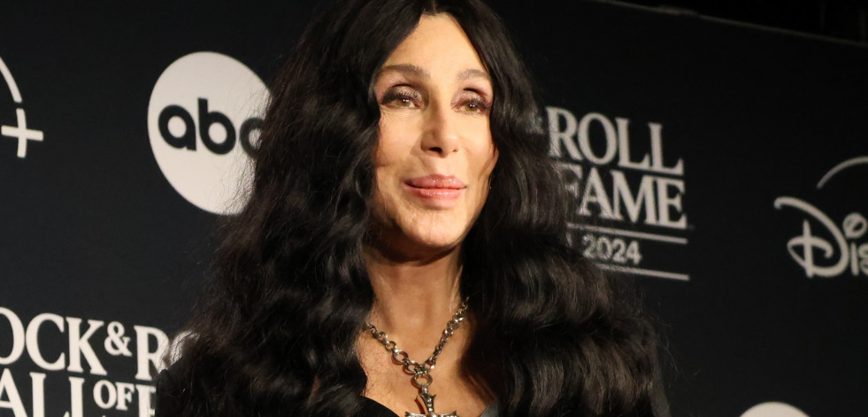 Cher confiesa que tuvo pensamientos suicidas durante su matrimonio con Sonny Bono