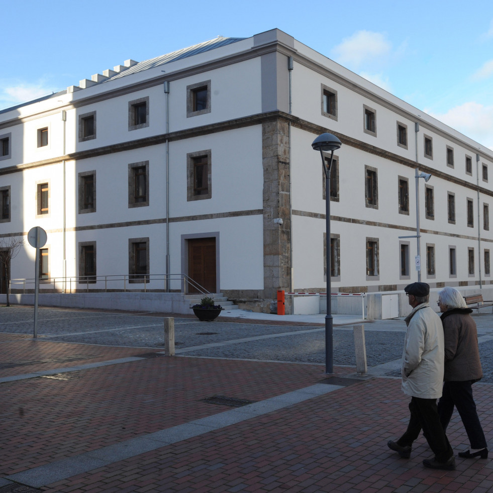 Hace 25 años | Los trabajadores de Tabacalera reúnen 6.000 firmas en defensa de la factoría