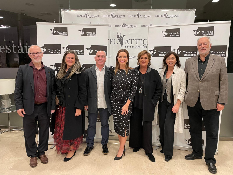 Tierra de Hombres recauda fondos para los niños en su cena solidaria de A Coruña