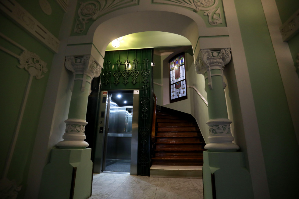 Primer ascensor de A Coruña en la casa Viturro @Patricia G. Fraga