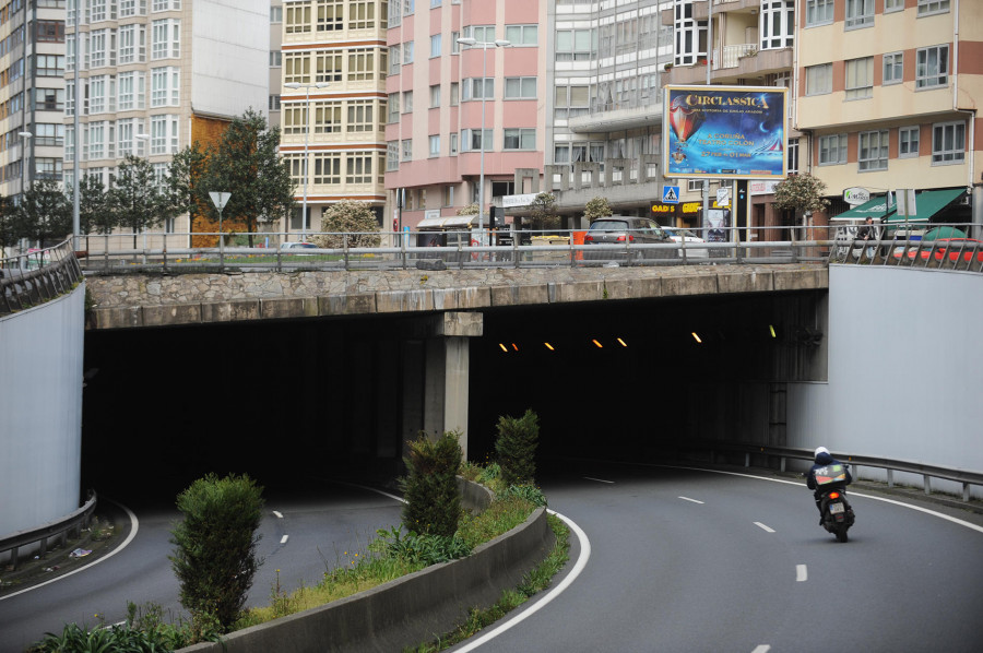 Hace 25 años | Comienzan los trabajos previos para la construcción del túnel de Os Castros