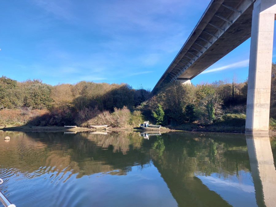 De pecio hundido a barco fantasma: la transformación de una embarcación de la ría de Betanzos