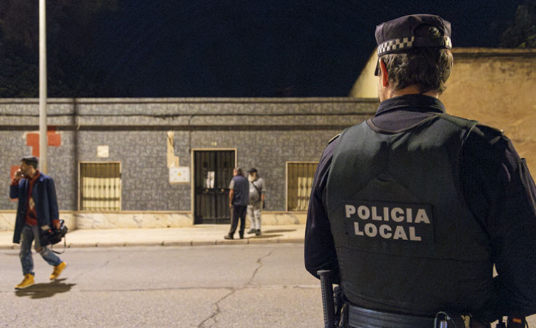 Dolor y rabia en Linares por la muerte del niño Cristian en un caso de violencia vicaria