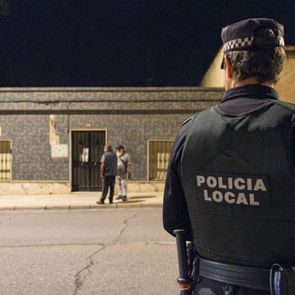 Dolor y rabia en Linares por la muerte del niño Cristian en un caso de violencia vicaria