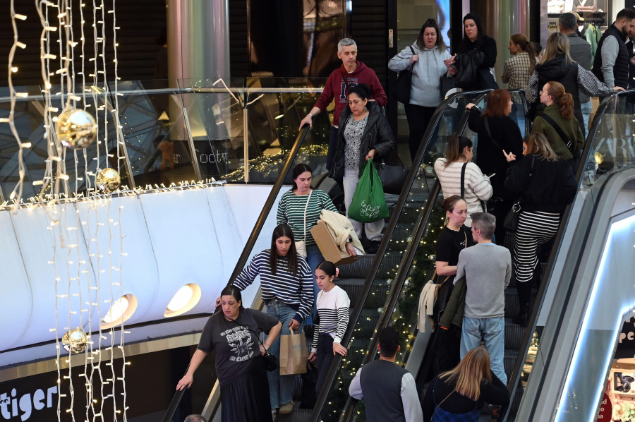 Los centros comerciales de A Coruña abrirán todos los domingos hasta mediados de enero