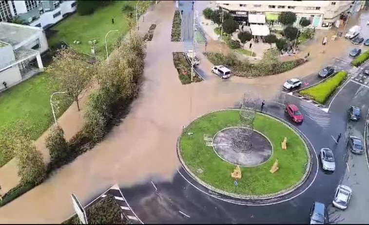 Una riada inunda Caballeros, Monelos y Pérez Ardá