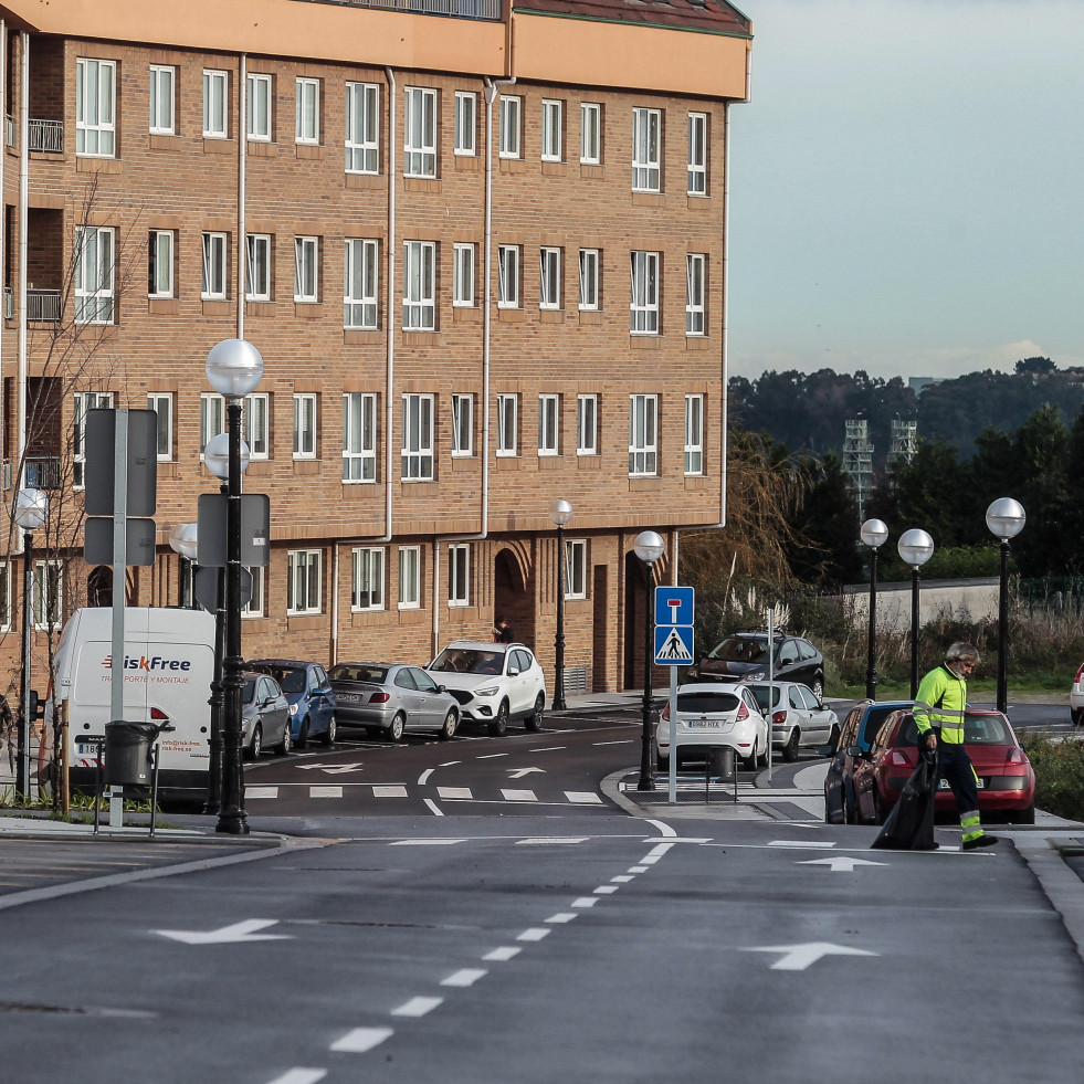 Arteixo finaliza la reurbanización del entorno del instituto de Pastoriza