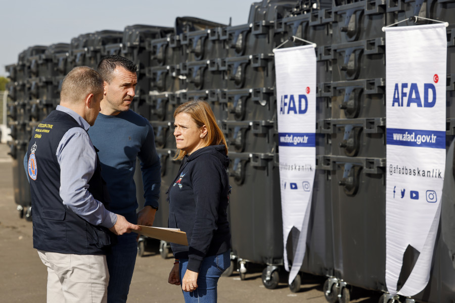 El Gobierno central entrega 277 millones de euros en ayudas directas a los afectados por la DANA