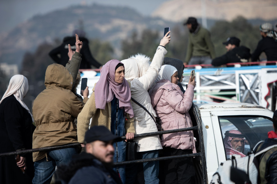 La Siria de los Al Asad colapsa a manos de los insurgentes islamistas tras 50 años en el poder