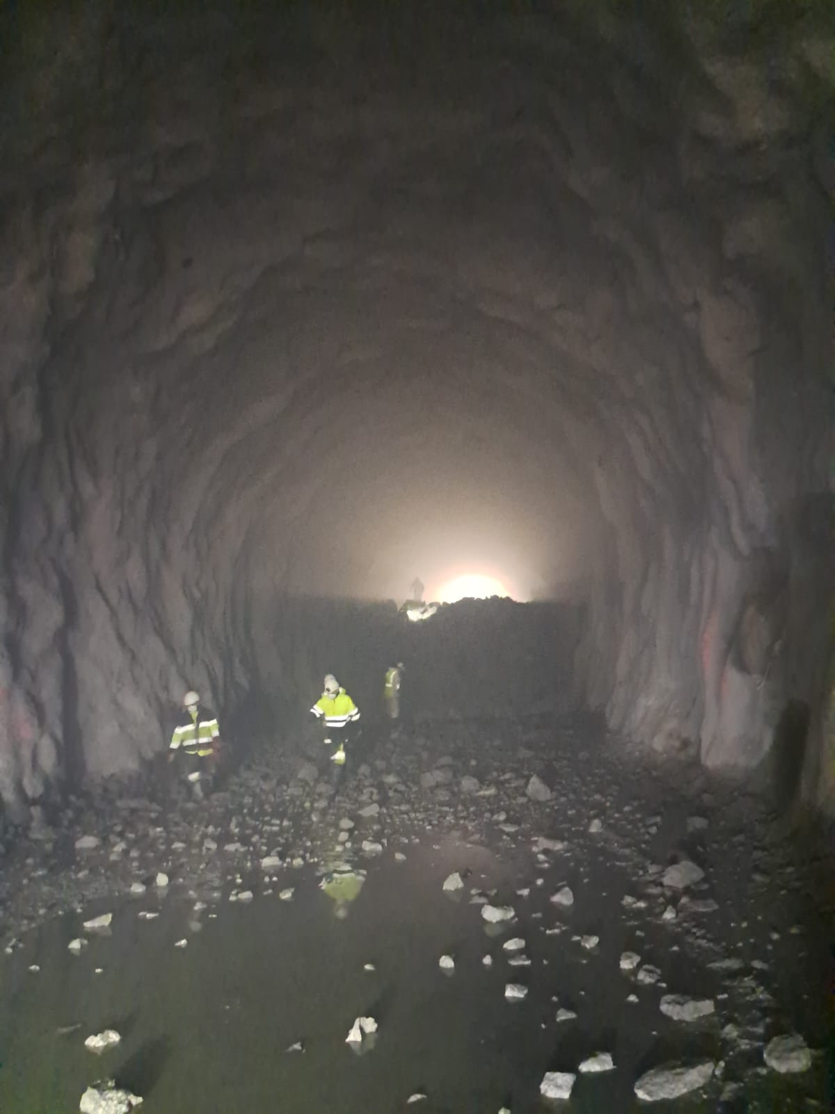 Encuentro de dos extremos del túnel de Langosteira (2)