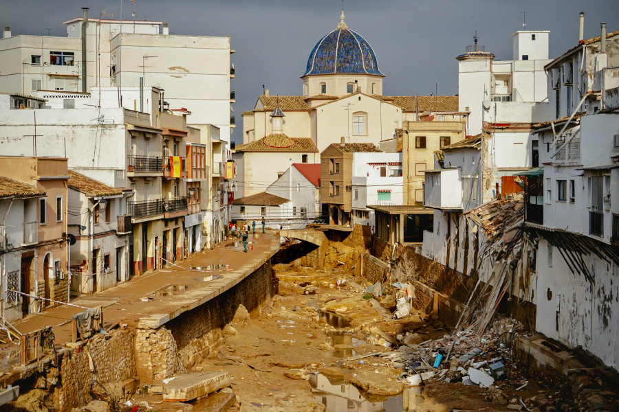 El Ejecutivo central nombra un comisionado para la reconstrucción tras la DANA