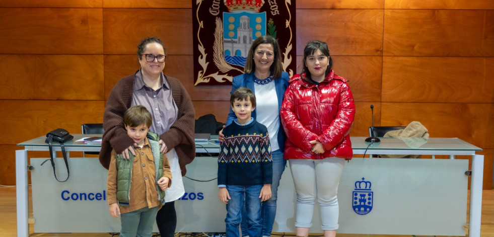 Betanzos entrega los premios del concurso de carteles de Nadal