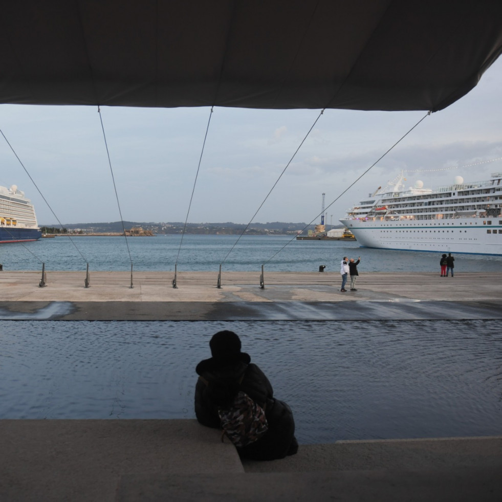 El puerto de A Coruña supera los 400.0000 cruceristas este año