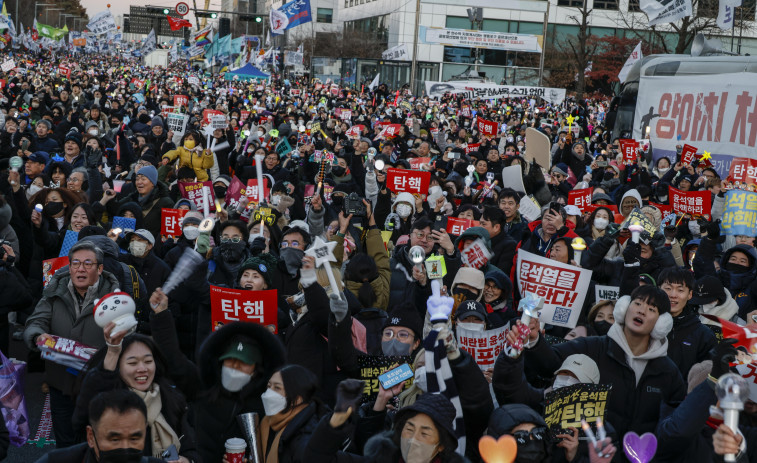 El Parlamento de Corea del Sur aprueba la destitución del presidente por declarar la ley marcial