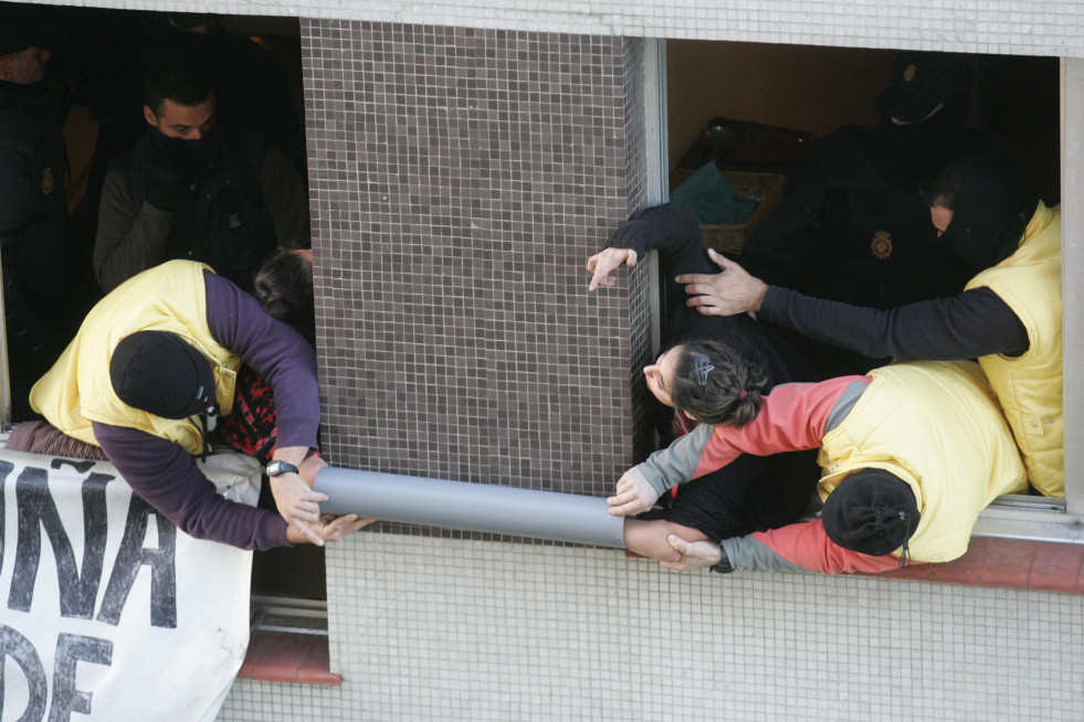 Protesta por un desahucio en O Castrillón  patricia g. fraga