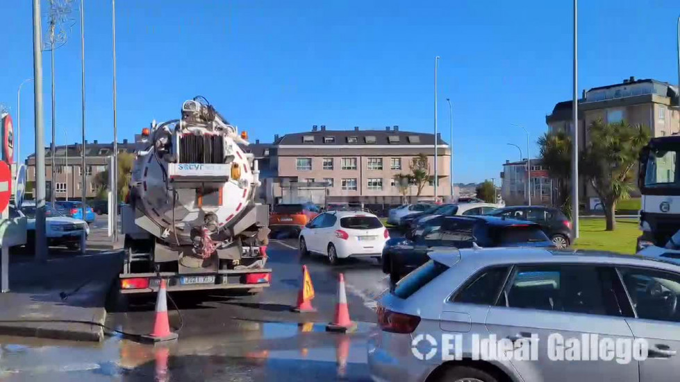 Tubería rota en Palavea