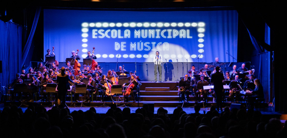 O alumnado da Escola Municipal de Música marabilla con dous espectáculos de primeiro nivel