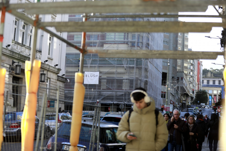 A Coruña se queda sin andamios por las obras de rehabilitación energética